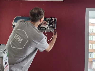 Установка сплит-системы Loriot Premiere DC Inverter на проспекте Дзержинского, 14/2 — кейс компании «Буран Климат»